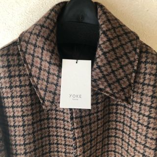 サンシー(SUNSEA)の定価以下　YOKE 19aw バルカラーコート ブラウンM(ステンカラーコート)