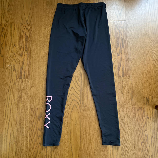 Roxy(ロキシー)の★ROXY★レギンス★サイズM★ スポーツ/アウトドアのトレーニング/エクササイズ(ヨガ)の商品写真