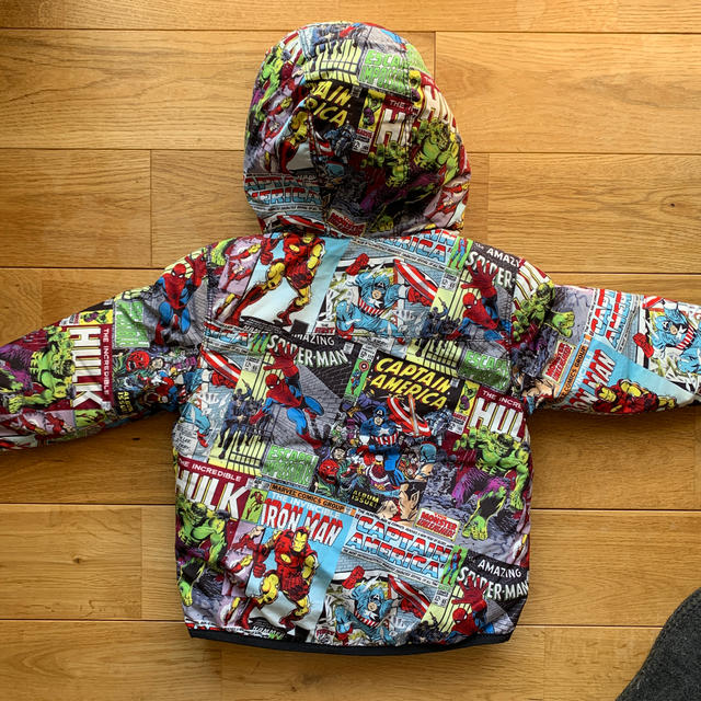 babyGAP(ベビーギャップ)のアメコミ ジャンパー 95 ギャップ ベビーギャップ スパイダーマン GAP キッズ/ベビー/マタニティのキッズ服男の子用(90cm~)(ジャケット/上着)の商品写真