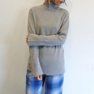 ハイネックカットソー　honeycomb frill turtleneck