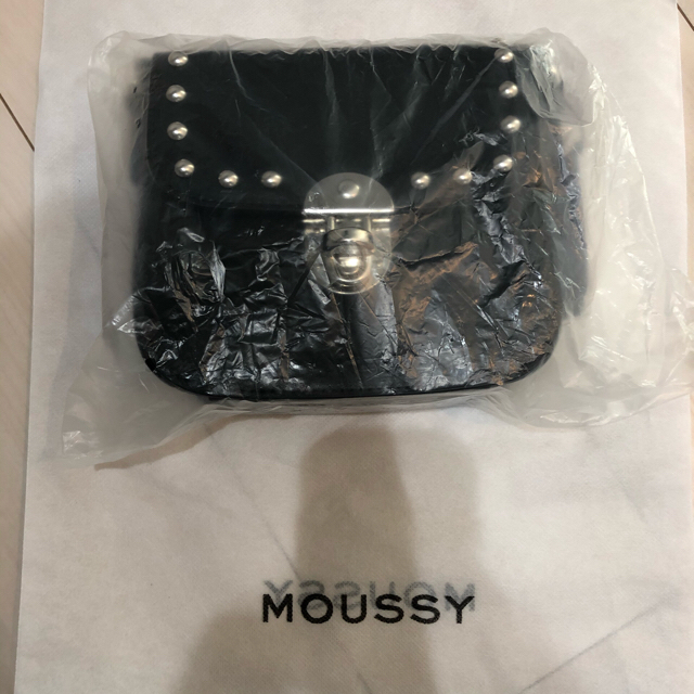 moussy(マウジー)のMOUSSY 心斎橋OPA店限定ノベルティバッグ レディースのバッグ(ショルダーバッグ)の商品写真