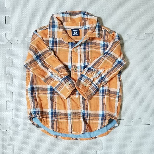 babyGAP(ベビーギャップ)のGAP チェック　シャツ　80 キッズ/ベビー/マタニティのベビー服(~85cm)(シャツ/カットソー)の商品写真