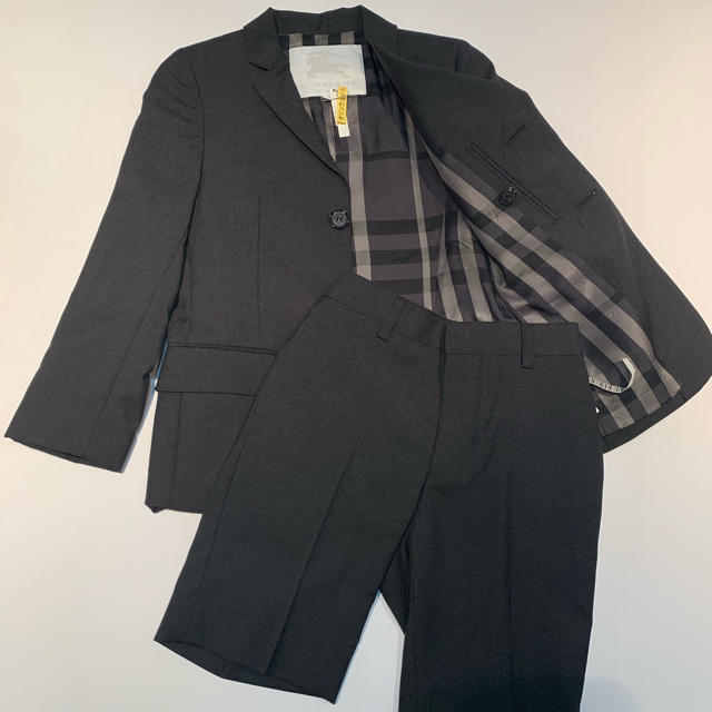 BURBERRY(バーバリー)の美品【バーバリー フォーマルスーツ】120cm キッズ/ベビー/マタニティのキッズ服男の子用(90cm~)(ドレス/フォーマル)の商品写真