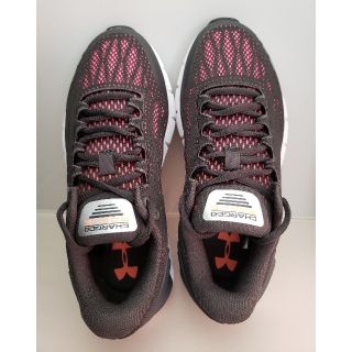 アンダーアーマー(UNDER ARMOUR)のちーちゃん様専用　アンダーアーマー　ランニングシューズ(スニーカー)