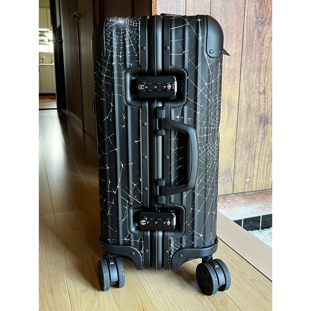 Supreme RIMOWA Cabin Plus 49L