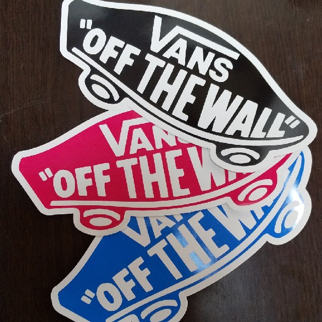 VANS(ヴァンズ)のVANS ステッカー三枚セット 自動車/バイクのバイク(ステッカー)の商品写真