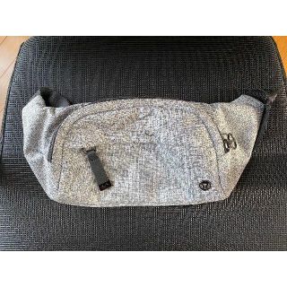 ルルレモン(lululemon)のlululemon ルルレモン On The Beat Belt Bag 4.5(ショルダーバッグ)