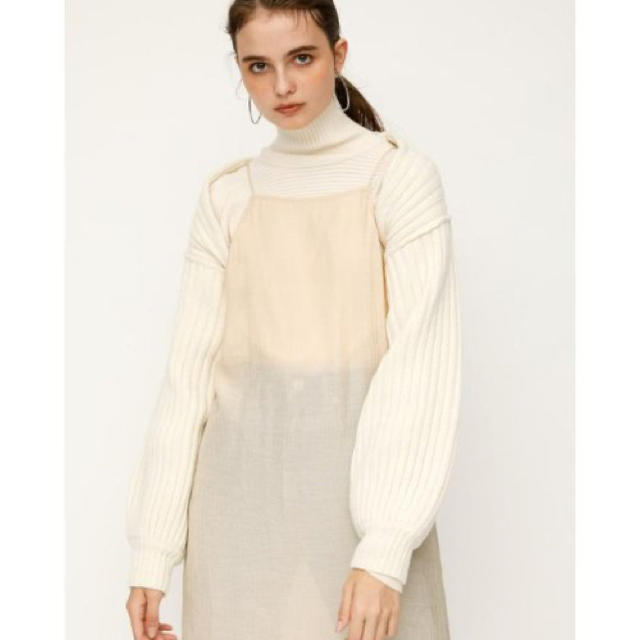 SLY(スライ)のLAMBS WOOL BACKLESS ARM C／D レディースのトップス(カーディガン)の商品写真