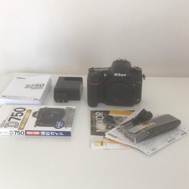 D750 ボディ 品カメラ