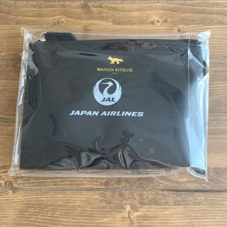 メゾンキツネ(MAISON KITSUNE')のMAISON KITSUNE' x JAL アメニティー　ポーチ(旅行用品)