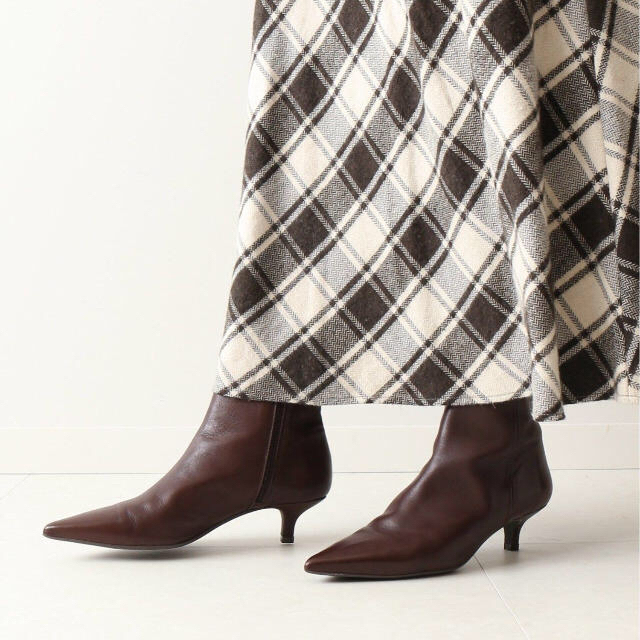 Spick & Span(スピックアンドスパン)の【MARIAN】ショートブーツ2 ブラウン35 レディースの靴/シューズ(ブーツ)の商品写真