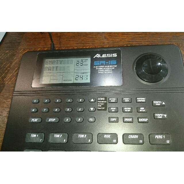 アレシス ALESIS SR-16 楽器のDTM/DAW(音源モジュール)の商品写真