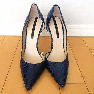 ザラ(ZARA)のZARA パイソン柄パンプス＊未使用(ハイヒール/パンプス)