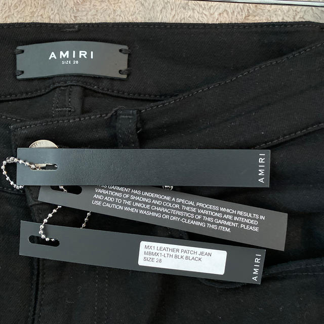 Saint Laurent(サンローラン)のAmiri MX1 デニムジーンズ　ブラック28インチ　新品 メンズのパンツ(デニム/ジーンズ)の商品写真
