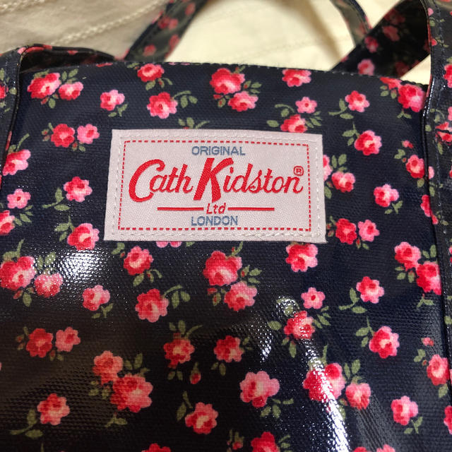 Cath Kidston(キャスキッドソン)のCath Kidston キャスキッドソン バッグ 未使用 小花柄 レディースのバッグ(トートバッグ)の商品写真