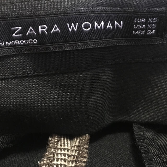 ZARA(ザラ)の新品未使用 ZARA ショコラ様専用 レディースのパンツ(カジュアルパンツ)の商品写真