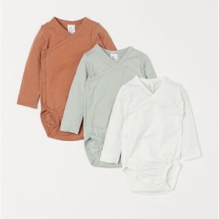 エイチアンドエム(H&M)のH&M オーガニックコットン　ボディスーツ(肌着/下着)