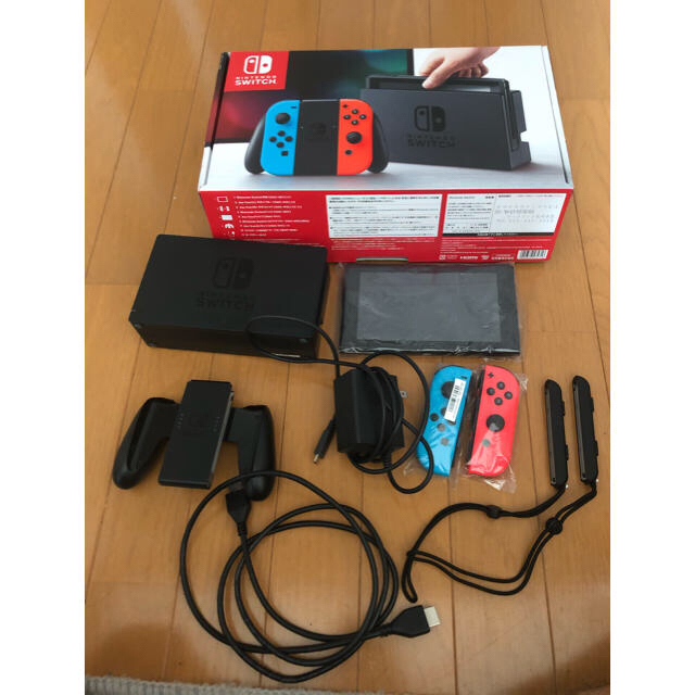 Nintendo Switch 本体セットとケースなど家庭用ゲーム機本体