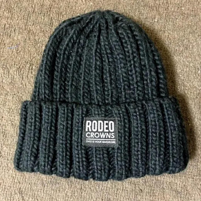 RODEO CROWNS(ロデオクラウンズ)のrodeo crowns ニットキャップ　ブラック　ニット帽 レディースの帽子(ニット帽/ビーニー)の商品写真