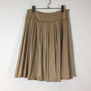 アマカ(AMACA)のアマカ AMACA プリーツスカート フレアスカート ベージュ サイズ40 上品(ひざ丈スカート)
