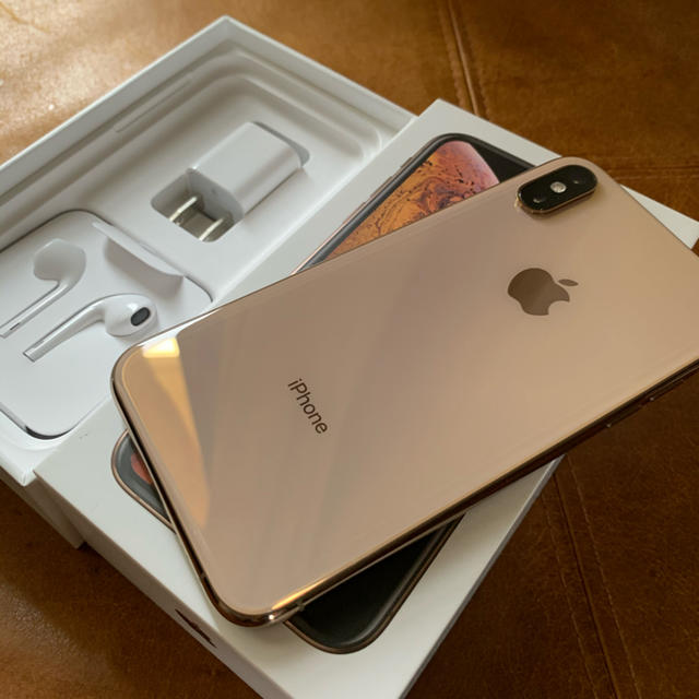 ＊専用 iPhone xs Gold 256GB simフリー