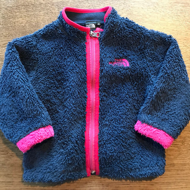 THE NORTH FACE(ザノースフェイス)のノースフェイス キッズ フリース サイズ90センチ キッズ/ベビー/マタニティのキッズ服女の子用(90cm~)(ジャケット/上着)の商品写真