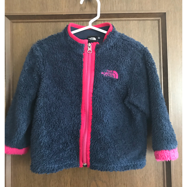 THE NORTH FACE(ザノースフェイス)のノースフェイス キッズ フリース サイズ90センチ キッズ/ベビー/マタニティのキッズ服女の子用(90cm~)(ジャケット/上着)の商品写真