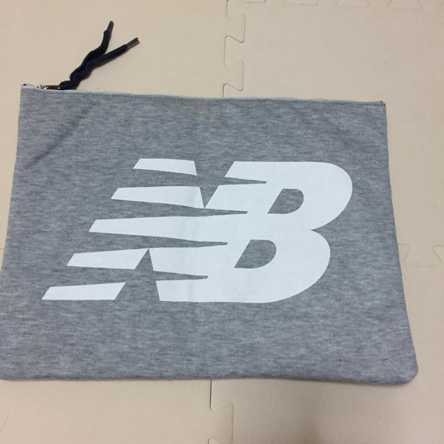 New Balance(ニューバランス)のNew Balance クラッチバッグ レディースのバッグ(クラッチバッグ)の商品写真