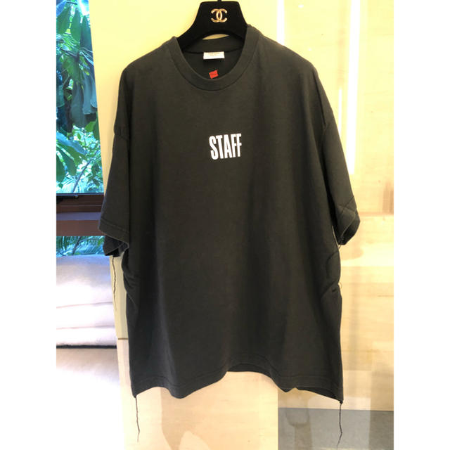 レア！VETEMENTS ヴェトモン Hanes コラボ STAFF Tシャツ