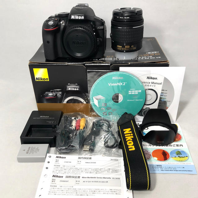 Nikon D5300 AF-P 18-55レンズKIT 2475ショット美品 Nikon D5300 AF-P 18-55レンズKIT 2475ショット美品