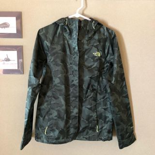 ザノースフェイス(THE NORTH FACE)のノースフェイス ウインドブレーカー カモフラ(ナイロンジャケット)