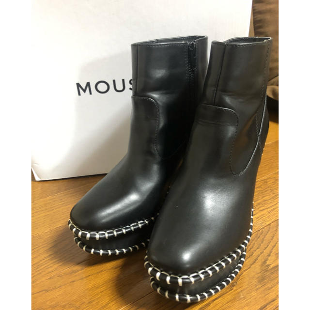 moussy(マウジー)のmoussy WOOD SOLE ブーツ　（ブラック） レディースの靴/シューズ(ブーツ)の商品写真