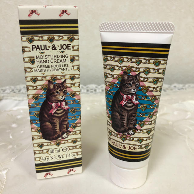 PAUL & JOE(ポールアンドジョー)のポール&ジョー　【限定完売】ハンドクリーム♡追跡保証発送 コスメ/美容のボディケア(ハンドクリーム)の商品写真