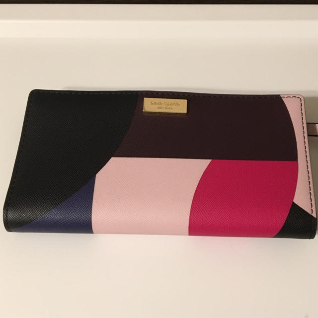 kate spade new york(ケイトスペードニューヨーク)の【新品】kate spade 長財布 レディースのファッション小物(財布)の商品写真