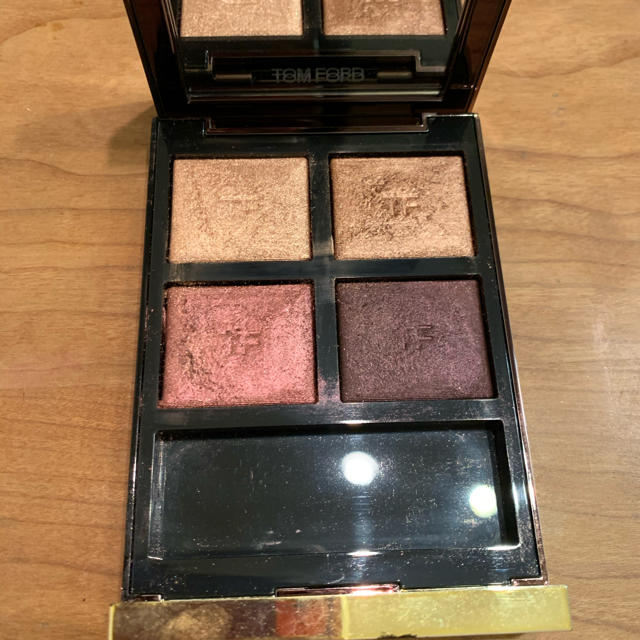 TOM FORD(トムフォード)のトムフォード　アイシャドー　ハネムーン コスメ/美容のベースメイク/化粧品(アイシャドウ)の商品写真