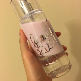 ヴィクトリアズシークレット(Victoria's Secret)のヴィクシー ♡ ボディミスト(香水(女性用))