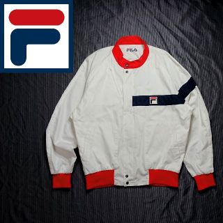 フィラ(FILA)のFILA　フィラ　アシメ　コットンジャケット　ジャンパー　デカロゴ(ナイロンジャケット)