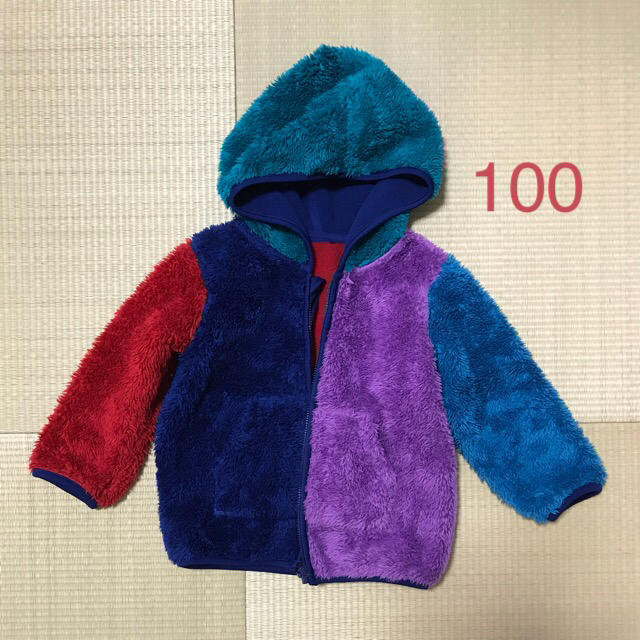 UNIQLO(ユニクロ)のUNIQLO ボアフリース パーカー 100 キッズ/ベビー/マタニティのキッズ服男の子用(90cm~)(ジャケット/上着)の商品写真