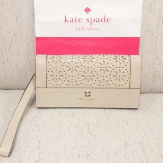 ケイトスペードニューヨーク(kate spade new york)のkate spade ストラップ付長財布(財布)