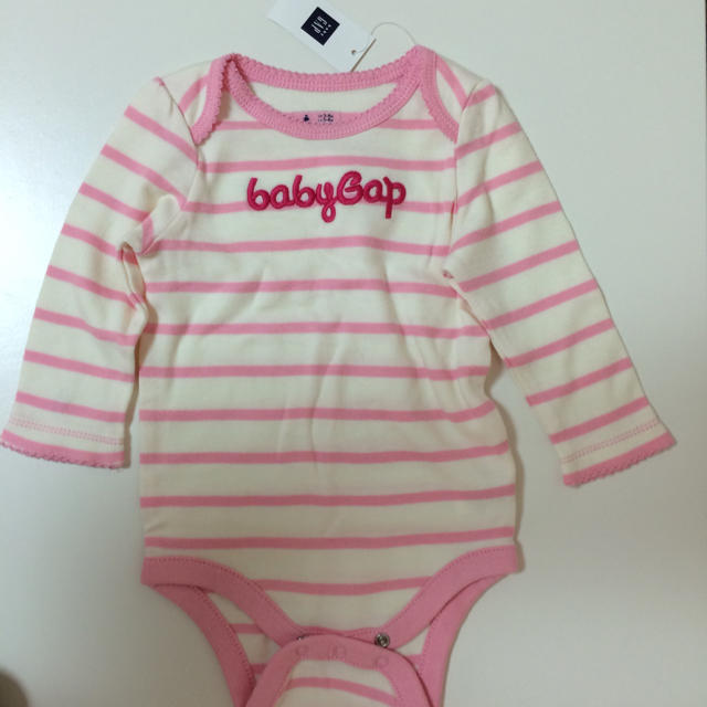 babyGAP(ベビーギャップ)の新品baby GAP長袖ボディオール キッズ/ベビー/マタニティのベビー服(~85cm)(ロンパース)の商品写真