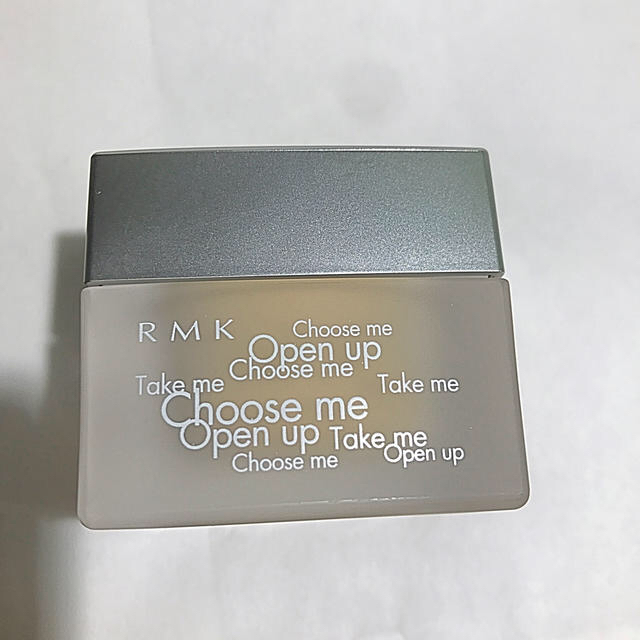 RMK(アールエムケー)のRMKクリーミィファンデーションN  102 コスメ/美容のベースメイク/化粧品(ファンデーション)の商品写真