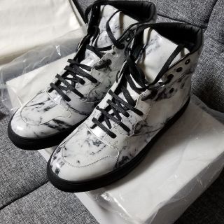 バレンシアガ(Balenciaga)のBALENCIAGA　バレンシアガ　マーブル柄　ハイカットスニーカー412347(スニーカー)