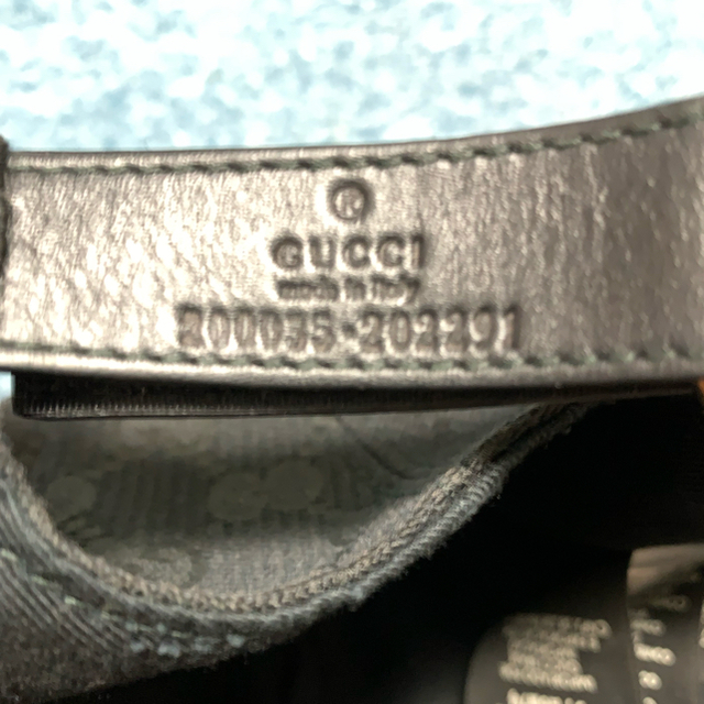 Gucci(グッチ)のGUCCI ベースボールキャップ ブラック メンズの帽子(キャップ)の商品写真