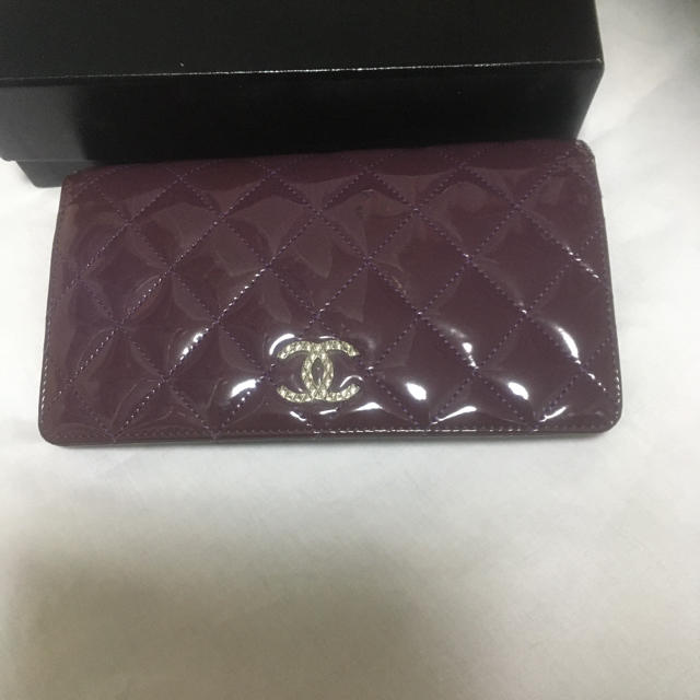 CHANEL(シャネル)のお値下げしました❣️CHANEL【正規品】パープル長財布 レディースのファッション小物(財布)の商品写真