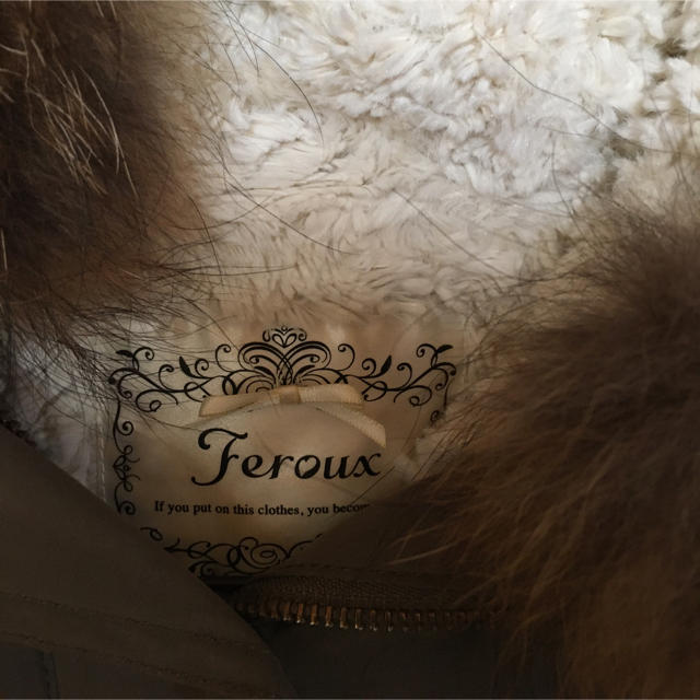 Feroux(フェルゥ)のフェルゥ　M サイズ　 モッズコート　リボン レディースのジャケット/アウター(モッズコート)の商品写真