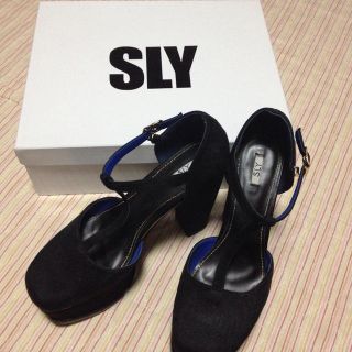 スライ(SLY)のSLY サンダル(サンダル)