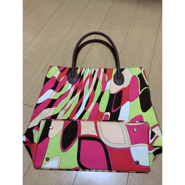 EMILIO PUCCI(エミリオプッチ)のエミリオ・プッチトートバッグ  最終お値下げ レディースのバッグ(トートバッグ)の商品写真