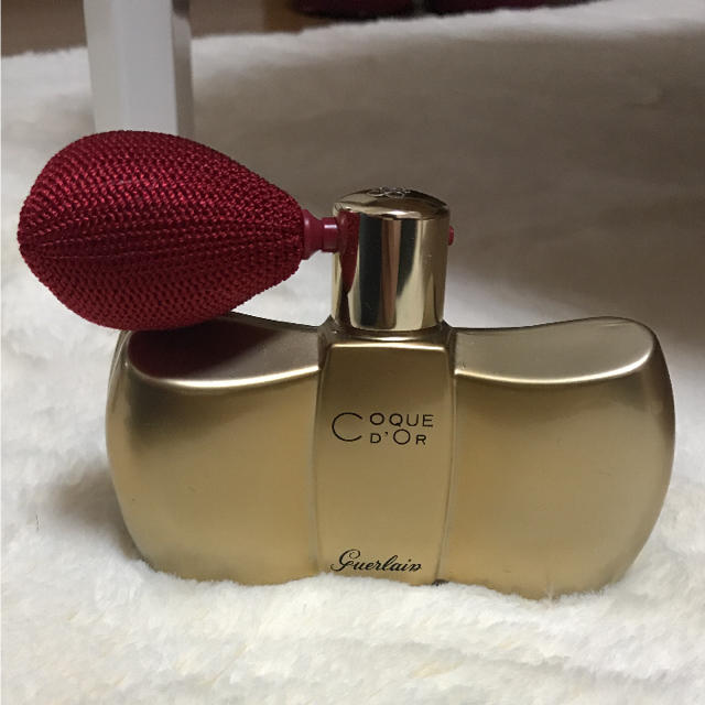 GUERLAIN(ゲラン)のゲラン コックドール フェイス&ボディパウダー コスメ/美容のベースメイク/化粧品(その他)の商品写真