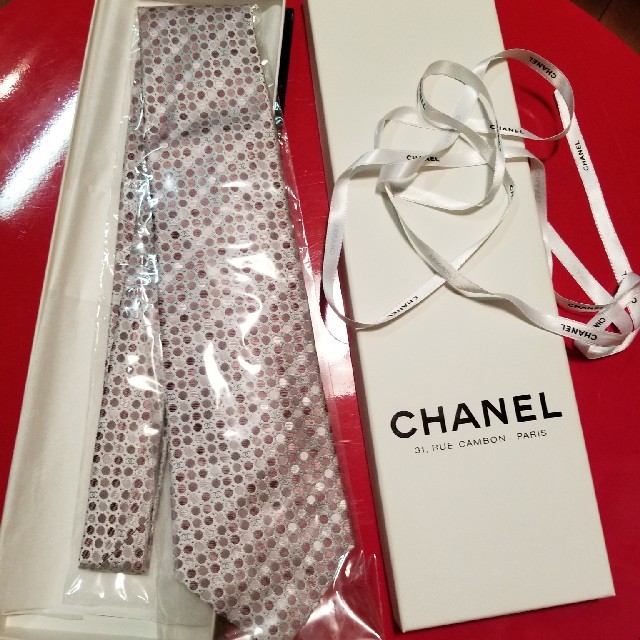 CHANELネクタイ。