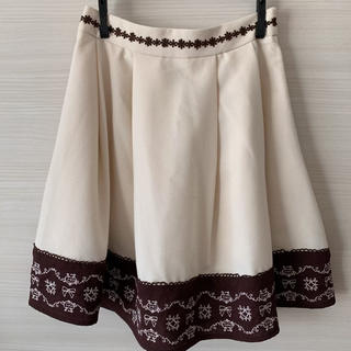 プライムパターン(PRIME PATTERN)のプライムパターン✳︎刺繍スカート(ひざ丈スカート)